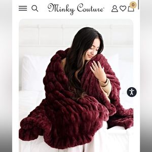 Minky Couture Luxury adult throw blanket NWT